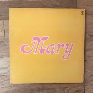 “Mary” 1971 vinyl record Mary Travers